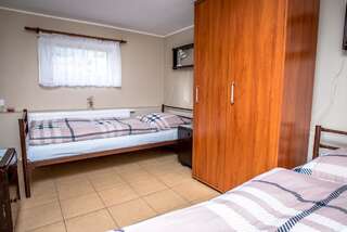 Проживание в семье Pokoje Gościnne Arkadia Вжесня Двухместный номер с 1 кроватью и общей ванной комнатой-2